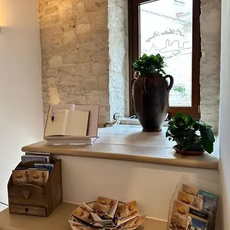 L'antico Borgo לינה וארוחת בוקר טרליצי
