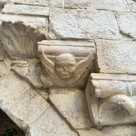 לינה וארוחת בוקר L'antico Borgo *