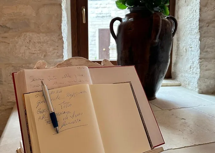 L'antico Borgo فندق مبيت وإفطار تيرليتسي